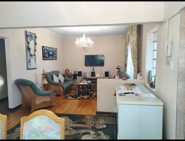 3 BEDROOM HOUSE FOR SALE IN BELLAIR
